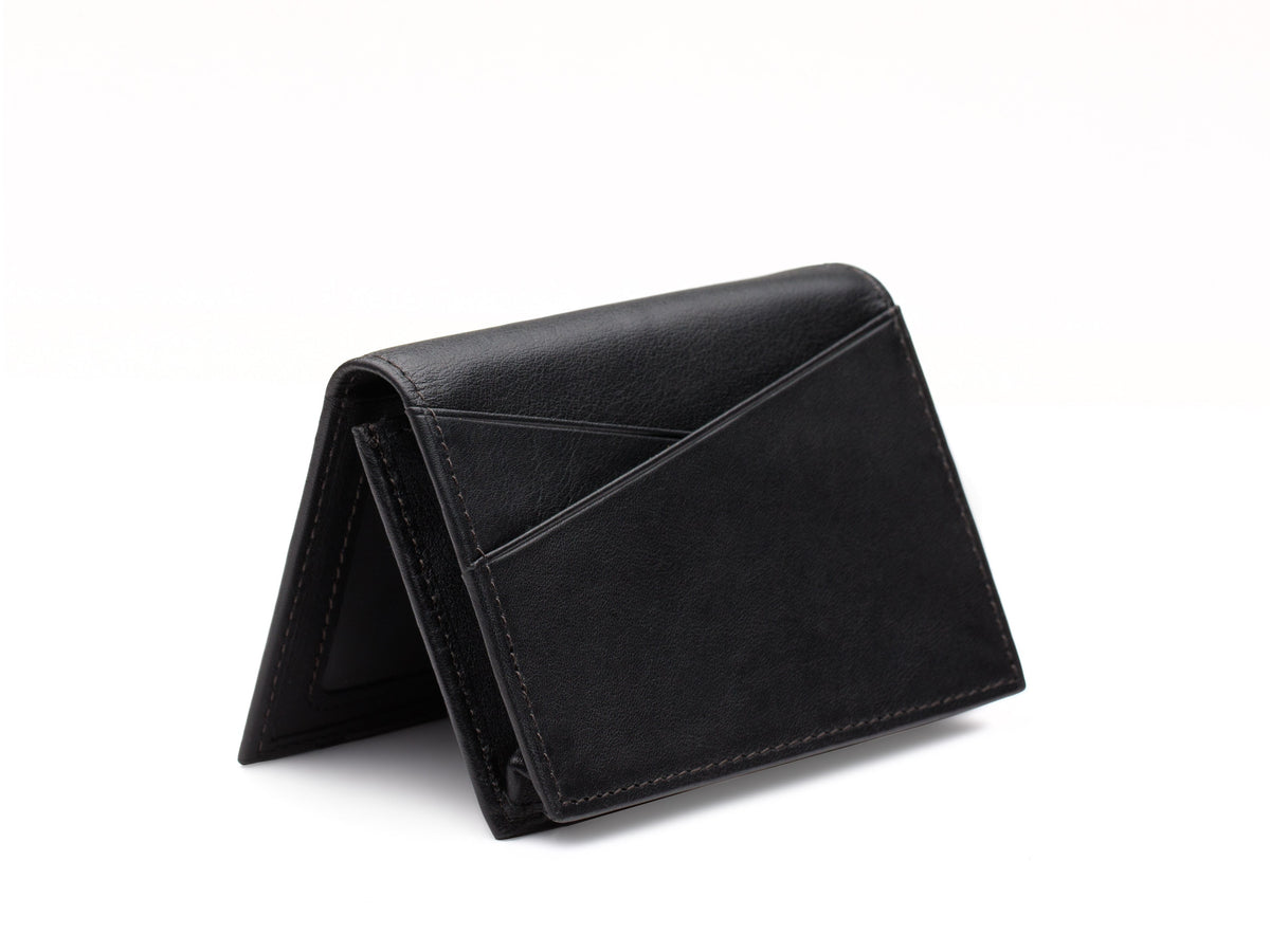 Bosca Nappa Vitello Full Gusset, 2 Pkt Card Case w/I.D. Black