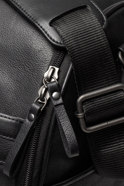 Bosca Nappa Soft Hybrid Garment/Duffle Bag Black